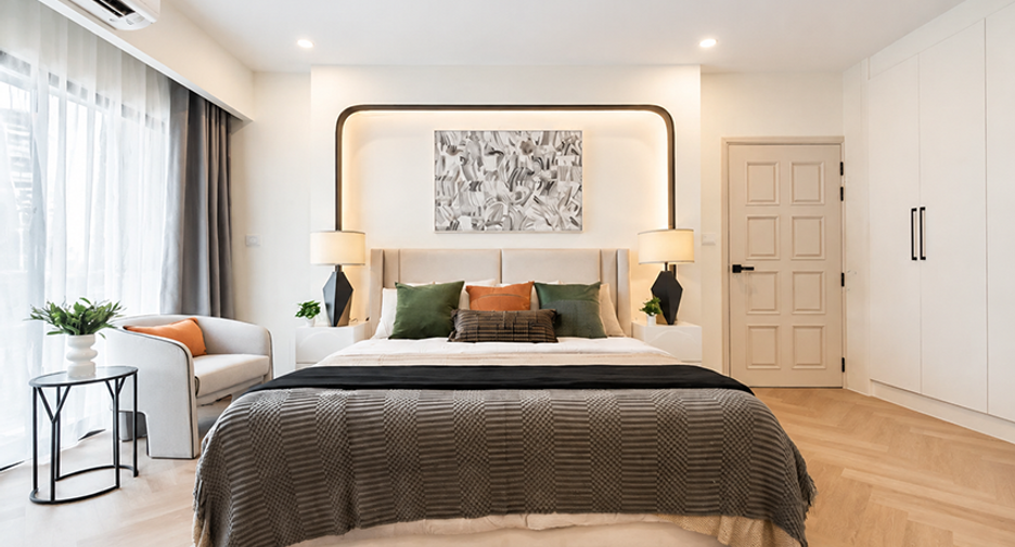 For sale 4 bedrooms condo in Watthana, Bangkok