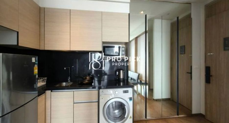 For rent 2 ベッドルーム condo in Khlong Toei, Bangkok