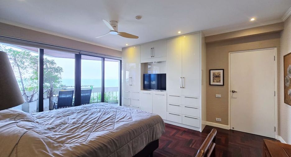 For rent 3 bedrooms condo in Bang Lamung, Chonburi