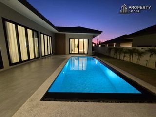 For sale 3 bedrooms villa in Bang Lamung, Chonburi