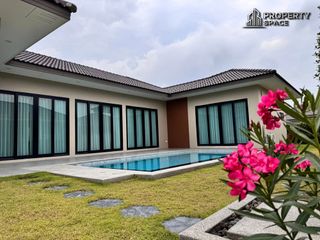 For sale 3 bedrooms villa in Bang Lamung, Chonburi