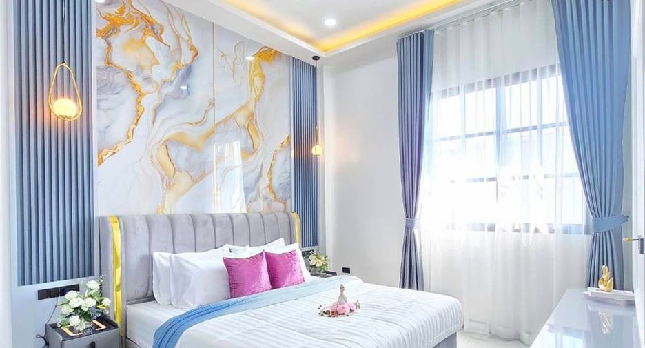 For sale 4 bedrooms villa in Bang Lamung, Chonburi