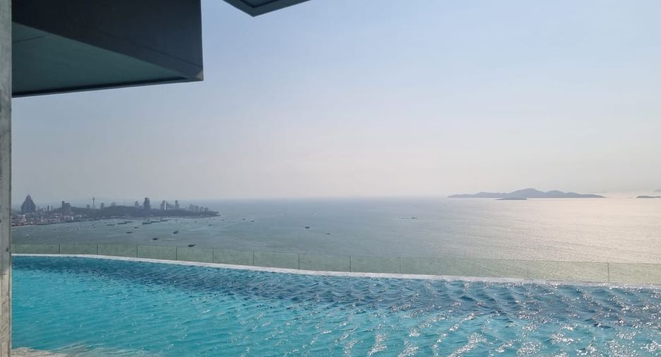 For sale 3 bedrooms condo in Bang Lamung, Chonburi
