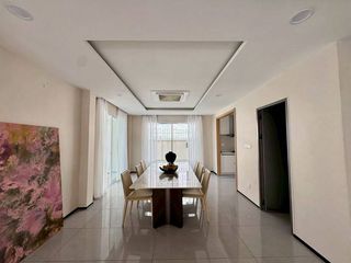 Casa en alquiler de 4 habitaciones en Bang Lamung, Chonburi