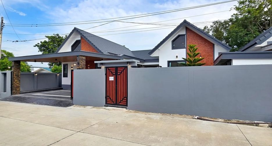 For sale 3 bedrooms villa in Bang Lamung, Chonburi
