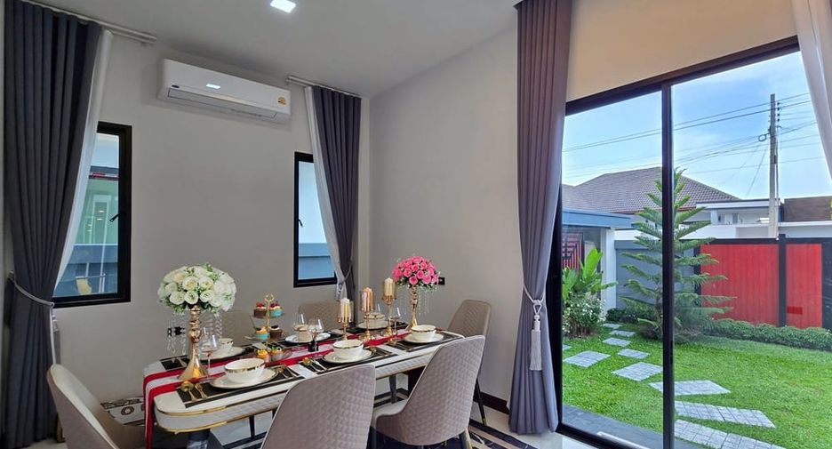 For sale 3 bedrooms villa in Bang Lamung, Chonburi