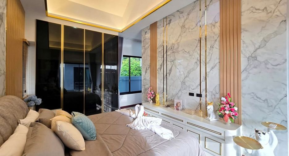 For sale 3 bedrooms villa in Bang Lamung, Chonburi