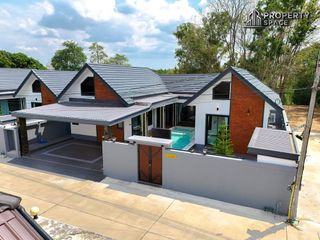 For sale 3 bedrooms villa in Bang Lamung, Chonburi