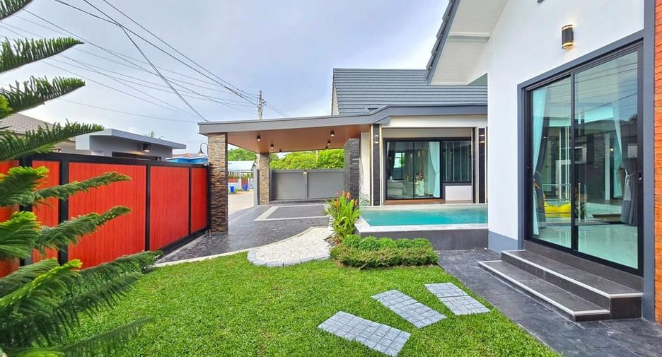 For sale 3 bedrooms villa in Bang Lamung, Chonburi