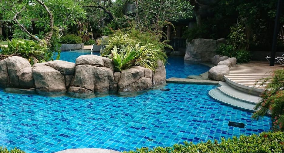 Condo en alquiler de 1 habitaciones en Bang Lamung, Chonburi