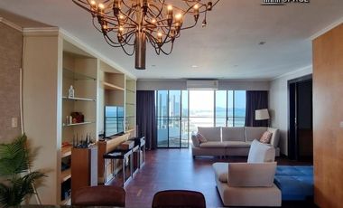 For rent 3 bedrooms condo in Na Jomtien, Pattaya