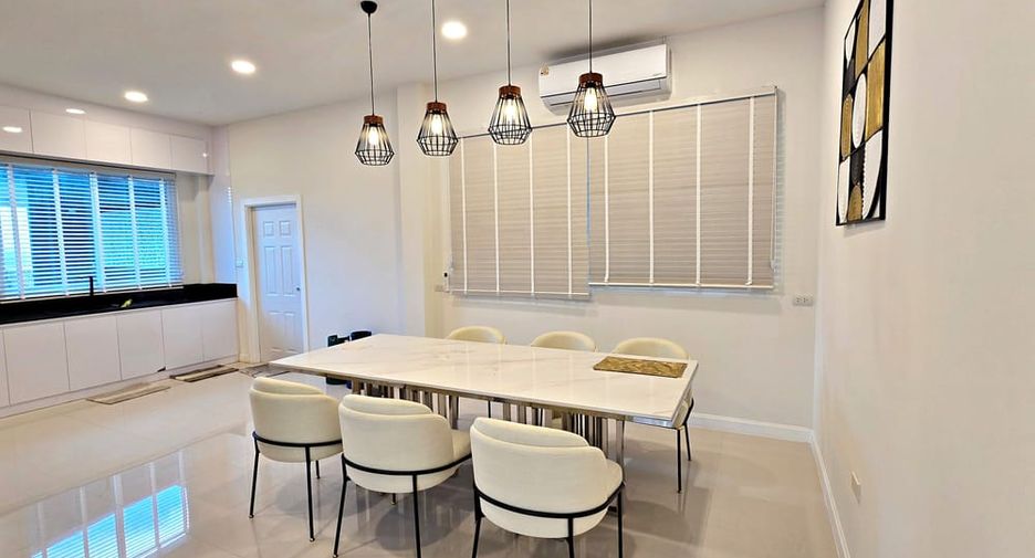 Villa en venta de 3 habitaciones en Huay Yai, Pattaya