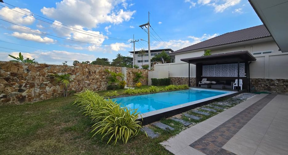 Villa en venta de 3 habitaciones en Huay Yai, Pattaya