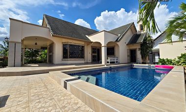 For sale 3 bedrooms villa in Bang Lamung, Chonburi