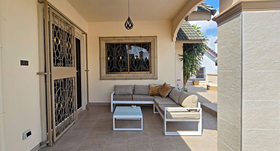 For sale 3 bedrooms villa in Bang Lamung, Chonburi