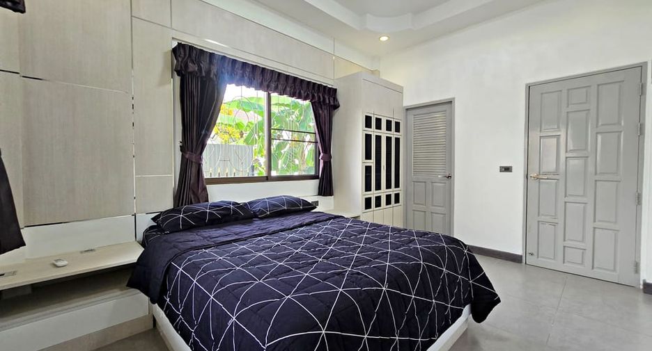 For sale 3 bedrooms villa in Bang Lamung, Chonburi