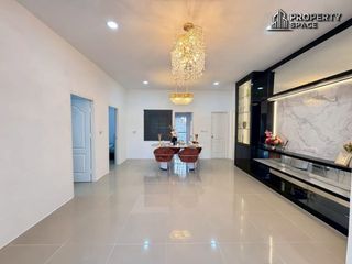 Villa zur Miete mit 5 Zimmer in Bang Lamung, Chonburi