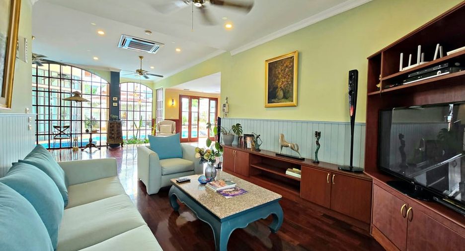 出售 5 卧室 别墅 在 Bang Lamung, Chon Buri