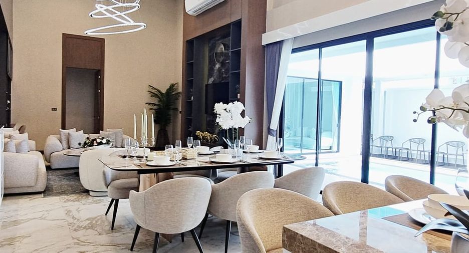 For sale 3 ベッドルーム villa in Huay Yai, Pattaya
