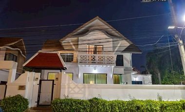 For rent 5 bedrooms villa in Bang Lamung, Chonburi
