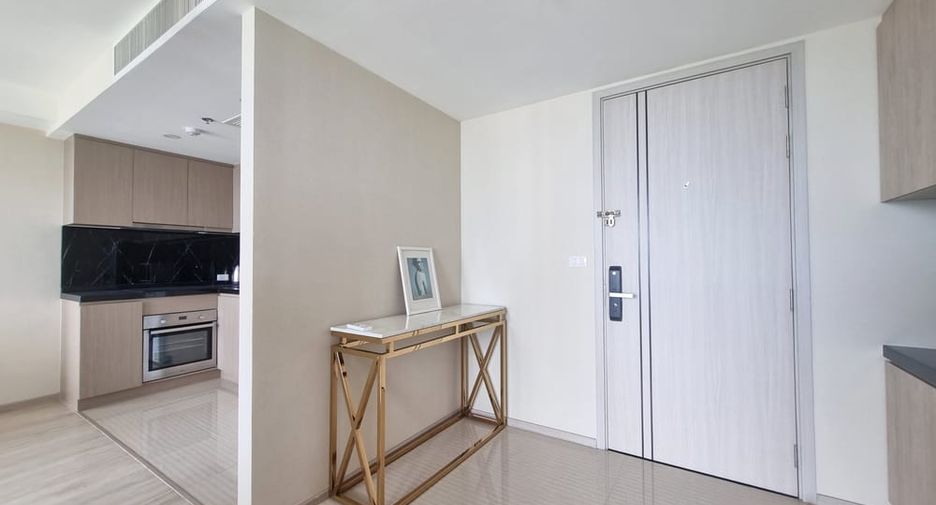 For rent 2 bedrooms condo in Bang Lamung, Chonburi