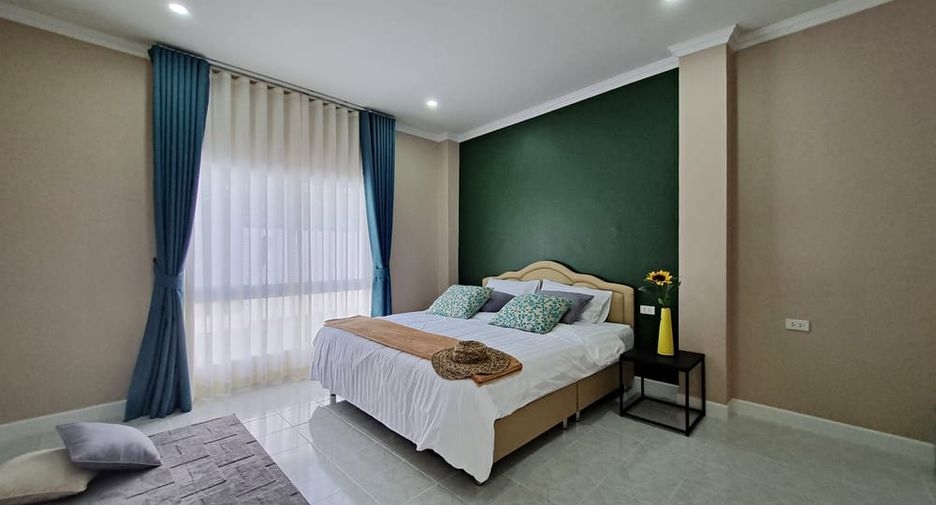 For rent そして for sale 3 ベッドルーム villa in Bang Lamung, Chonburi