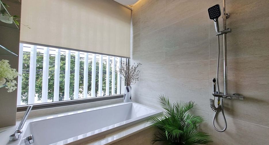 For sale 2 bedrooms condo in Jomtien, Pattaya