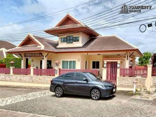 出租 3 卧室 独立屋 在 Bang Lamung, Chon Buri