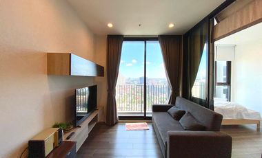 Condo en alquiler de 2 habitaciones en Bang Na, Bangkok