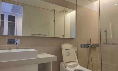Аренда и продажа 1 кровать кондо в Сатхон, Бангкок