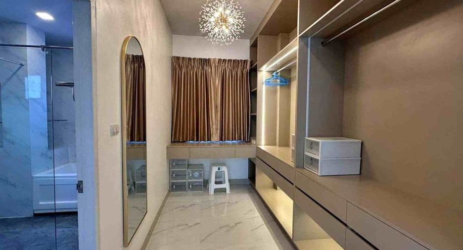 For rent 4 bedrooms house in Bang Lamung, Chonburi