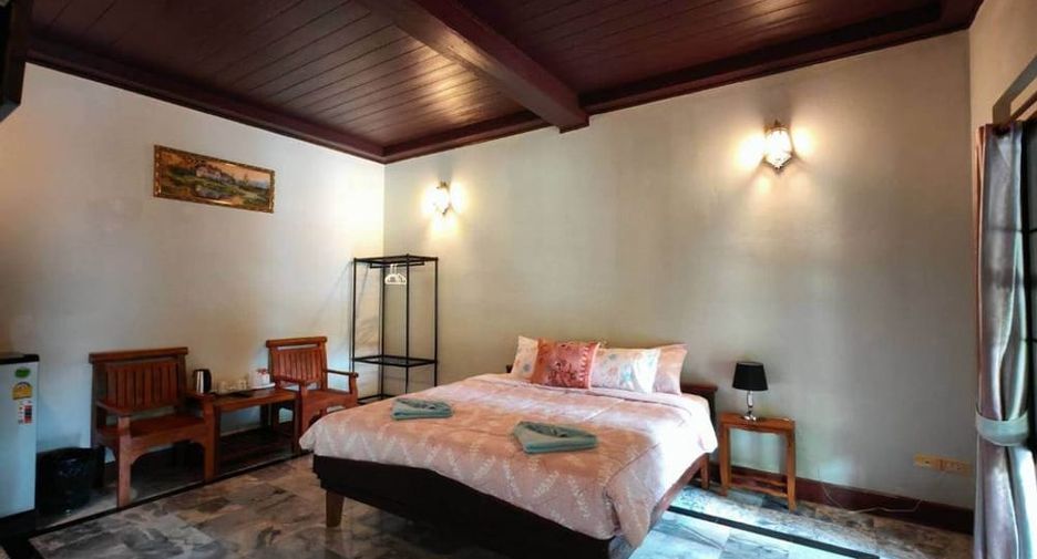 À louer 6 chambres villa à Bang Lamung, Chonburi