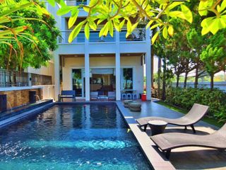 For rent 4 bedrooms villa in Bang Lamung, Chonburi