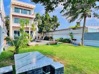 For rent 4 bedrooms villa in Bang Lamung, Chonburi