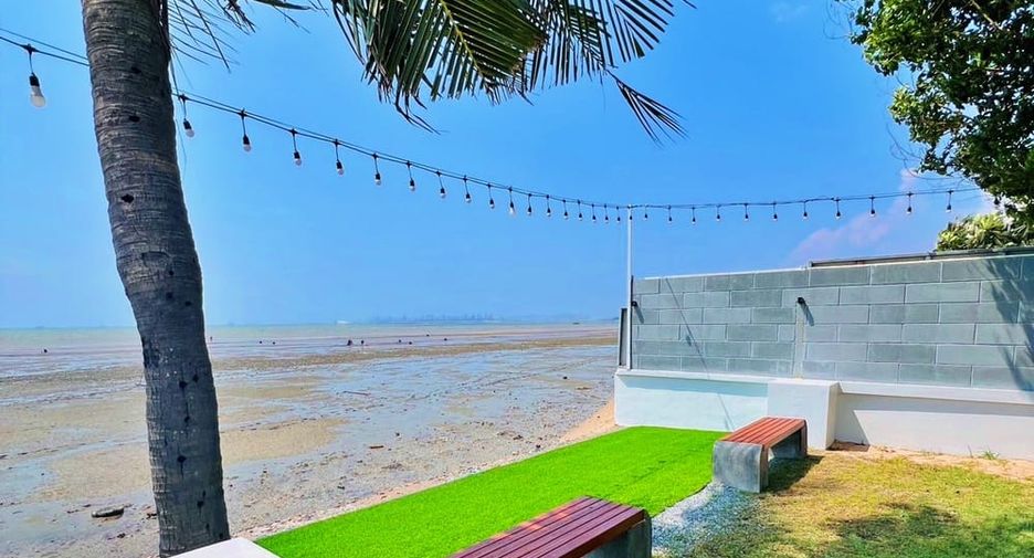 For rent 4 bedrooms villa in Bang Lamung, Chonburi