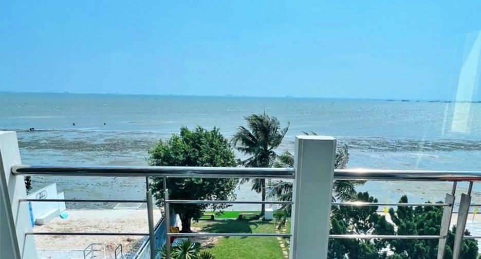 For rent 4 bedrooms villa in Bang Lamung, Chonburi