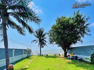 For rent 4 bedrooms villa in Bang Lamung, Chonburi