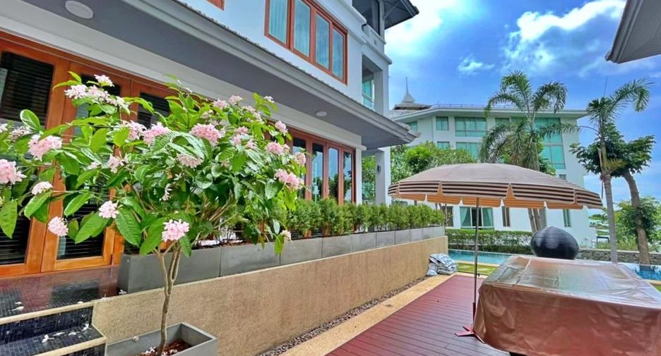 For rent and for sale 5 bedrooms villa in Bang Lamung, Chonburi