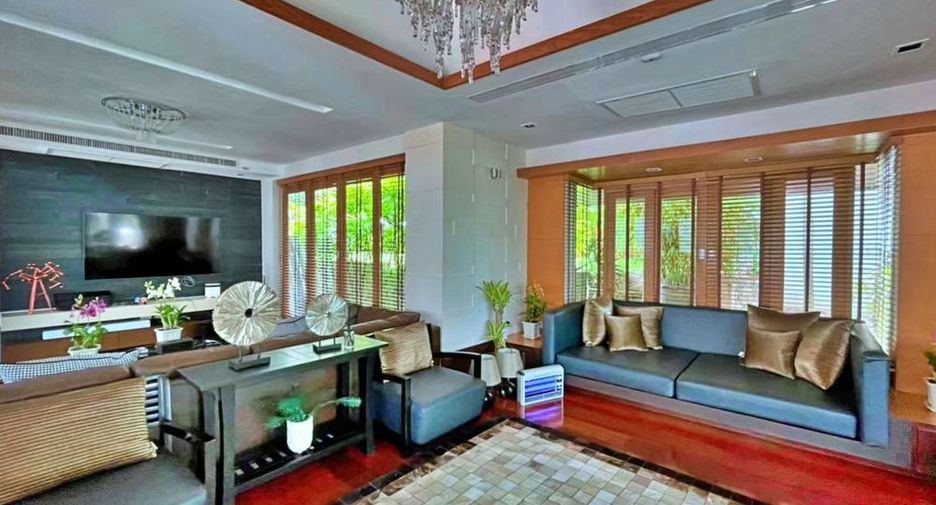 For rent and for sale 5 bedrooms villa in Bang Lamung, Chonburi