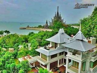 For rent and for sale 5 bedrooms villa in Bang Lamung, Chonburi
