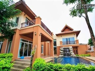 À louer 5 chambres villa à Bang Lamung, Chonburi