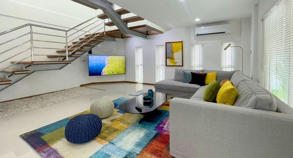 Villa en alquiler de 5 habitaciones en Jomtien, Pattaya
