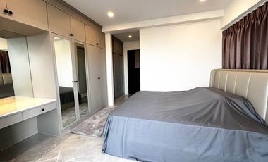 Аренда и продажа 3 спальни кондо в Рат Бурана, Бангкок