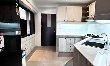 Аренда и продажа 3 спальни кондо в Рат Бурана, Бангкок