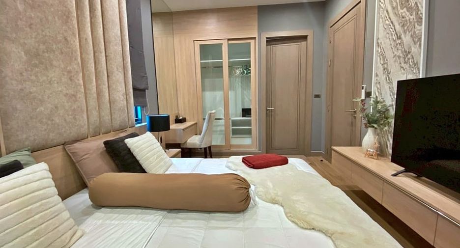 À louer et à vendre 4 chambres villa à Huay Yai, Pattaya