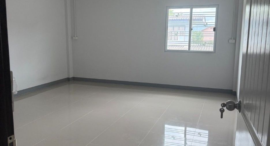 For rent and for sale 2 bedrooms townhouse in Mueang Lamphun, Lamphun
