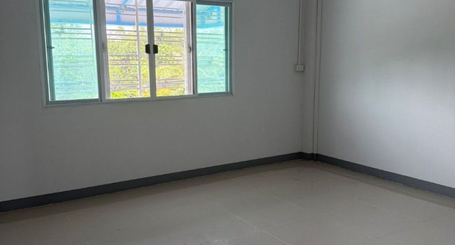 For rent and for sale 2 bedrooms townhouse in Mueang Lamphun, Lamphun