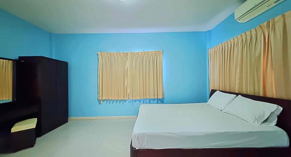 À louer 3 chambres maison à Bang Lamung, Chonburi