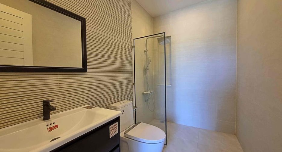 À louer 4 chambres villa à Huay Yai, Pattaya