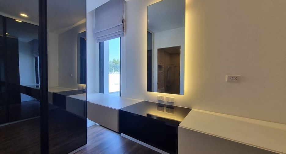 À louer 4 chambres villa à Huay Yai, Pattaya